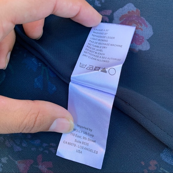 NWT Molly Bracken Floral Wrap Dress size M - Picture 8 of 8